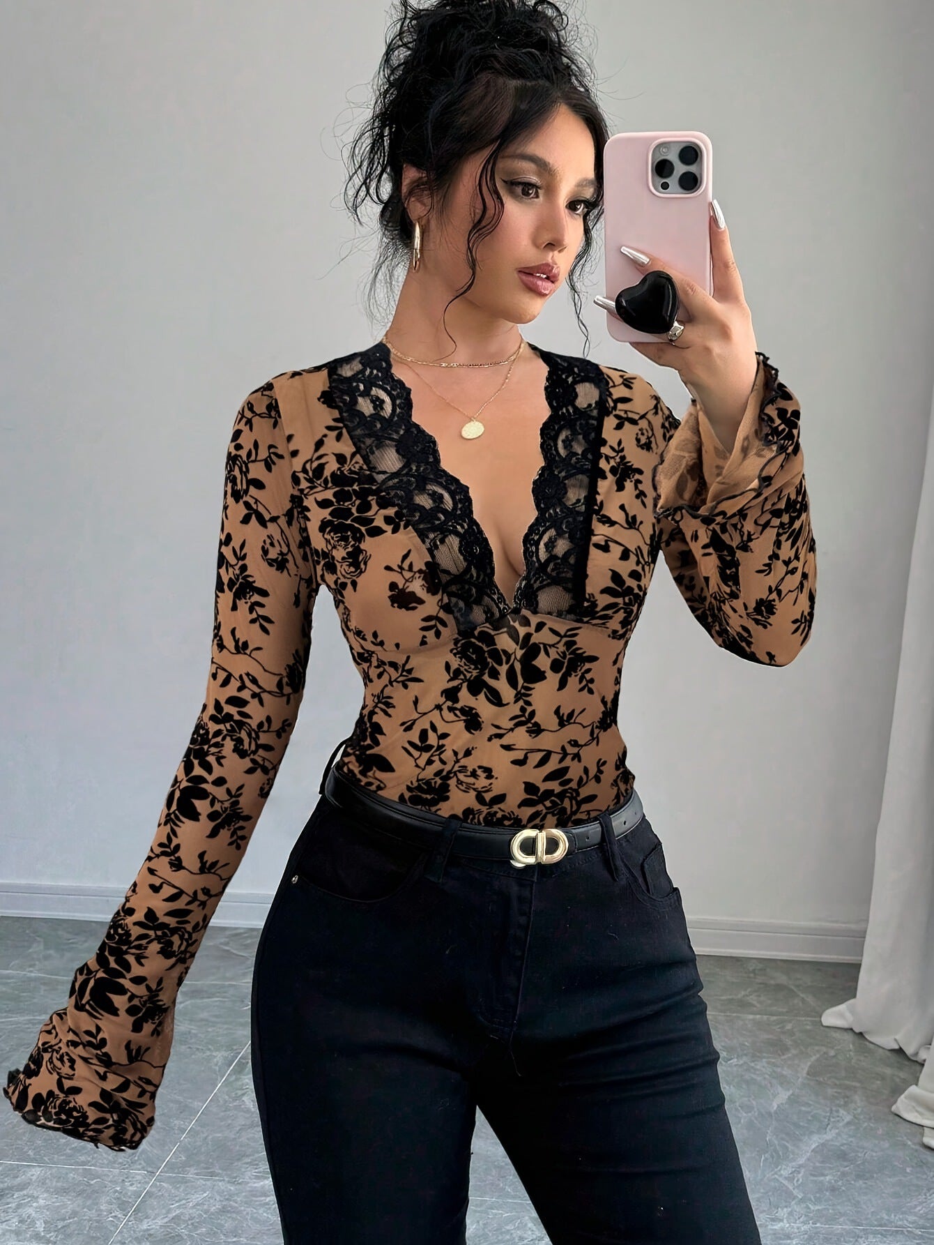 V-neck lace spliced mesh flare sleeve T-shirt for women